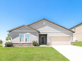 15611 Merlin Ave, Mascotte, FL 34753