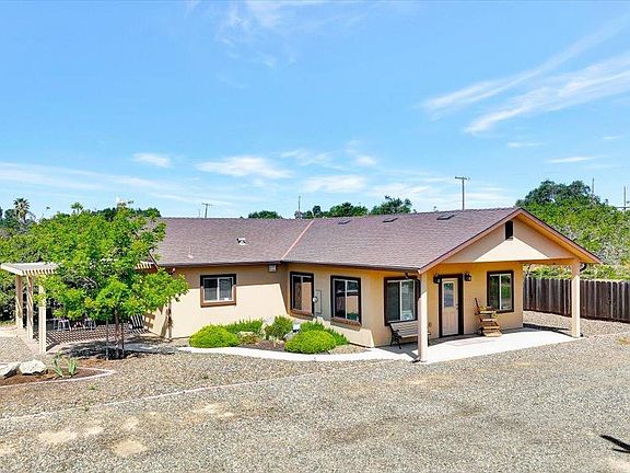3rd image of 19548 Yosemite Blvd