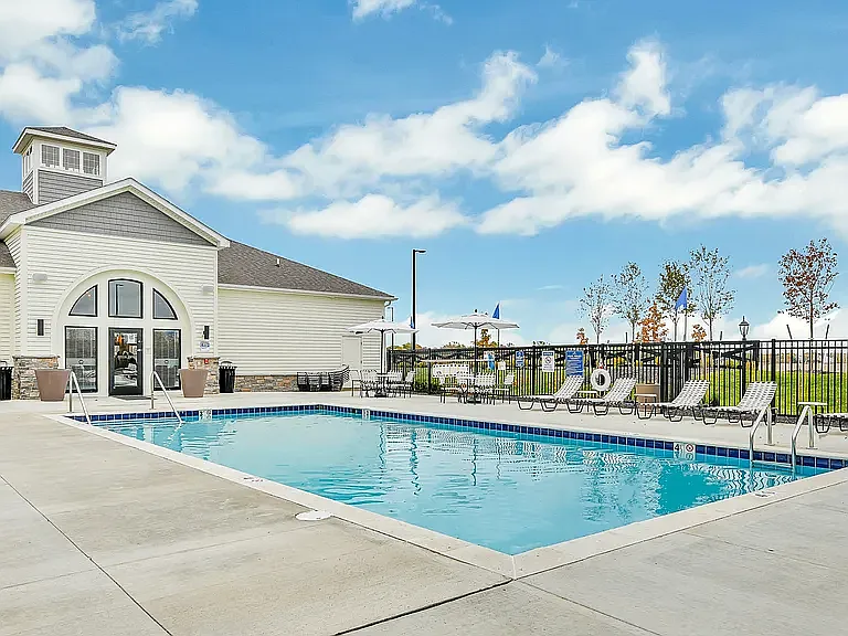 Residence at Cook's Pointe — Photo 45