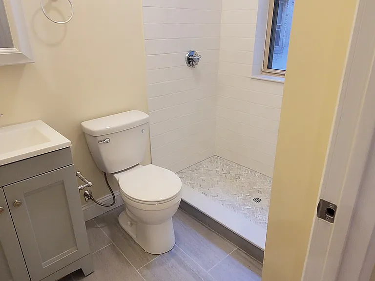 29 Queensberry Street — Photo 19