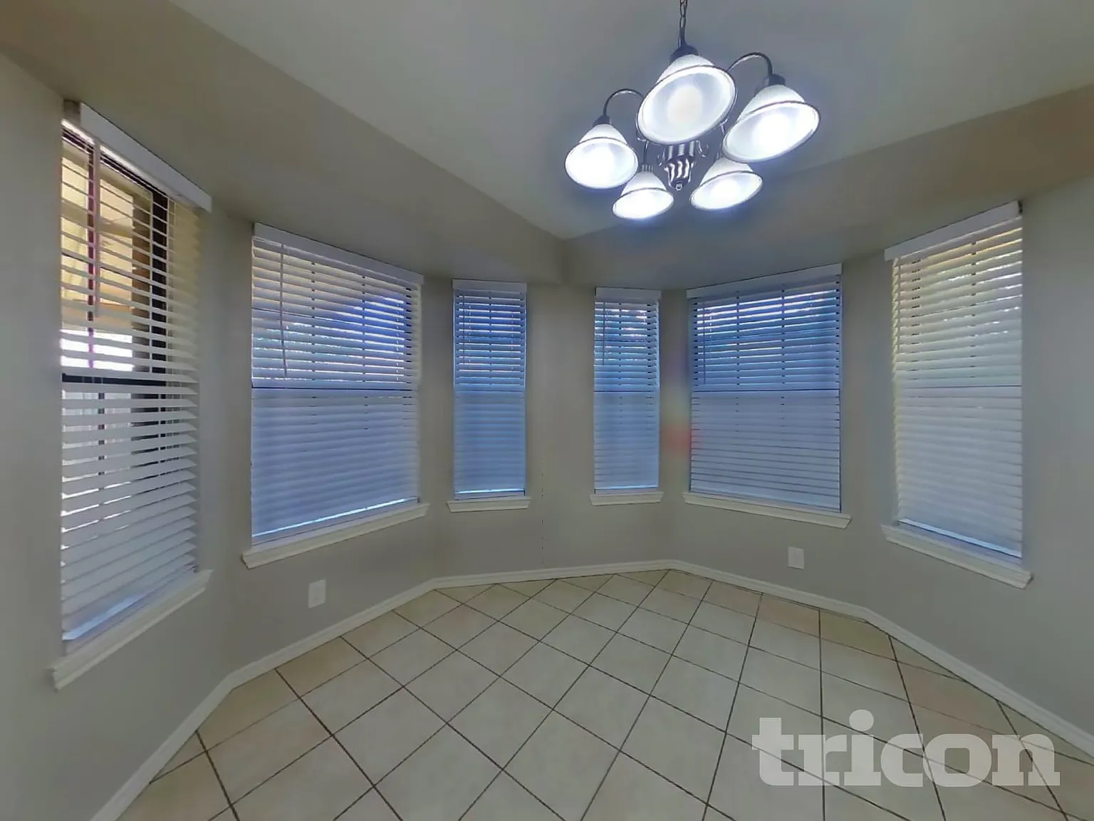 1112 Brittany Drive Denton TX — Photo 4