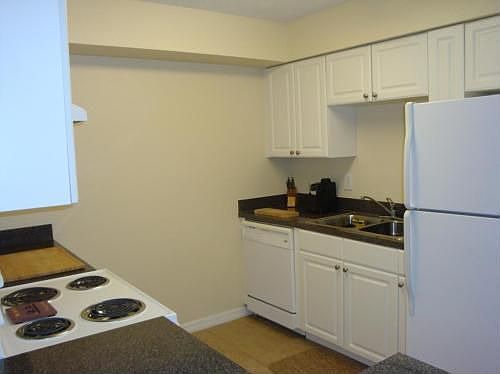 1st image of 3326 Cheshire Ln APT C