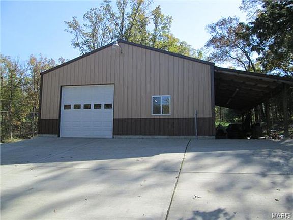 4th image of 629 Little Fox Ct