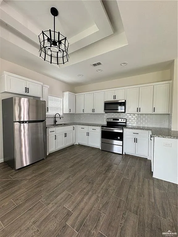 2 bed, 2.0 bath, 969 sqft, $1,150 — Photo 4
