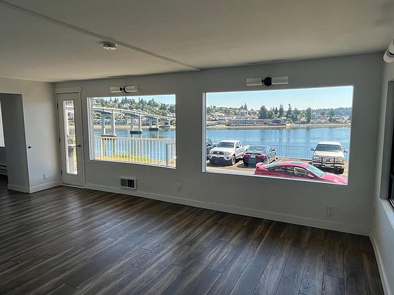 2nd image of 618 Washington Ave #6