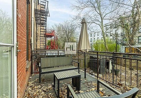 3rd image of 22 Sterling Pl #1A