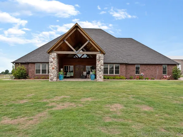 105818 S 4280th Rd, Checotah, OK 74426