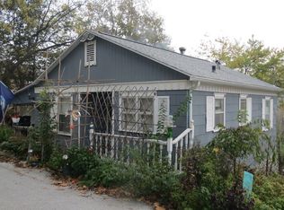 5 Cushing St, Eureka Springs, AR 72632