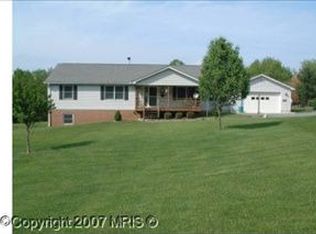 40940 Manor House Rd, Leesburg, VA 20175