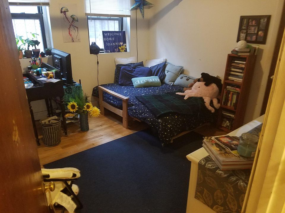 2nd image of 7 Saint Lukes Rd #334S