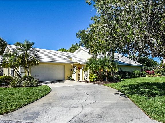 2nd image of 721 Brightside Crescent Dr #35