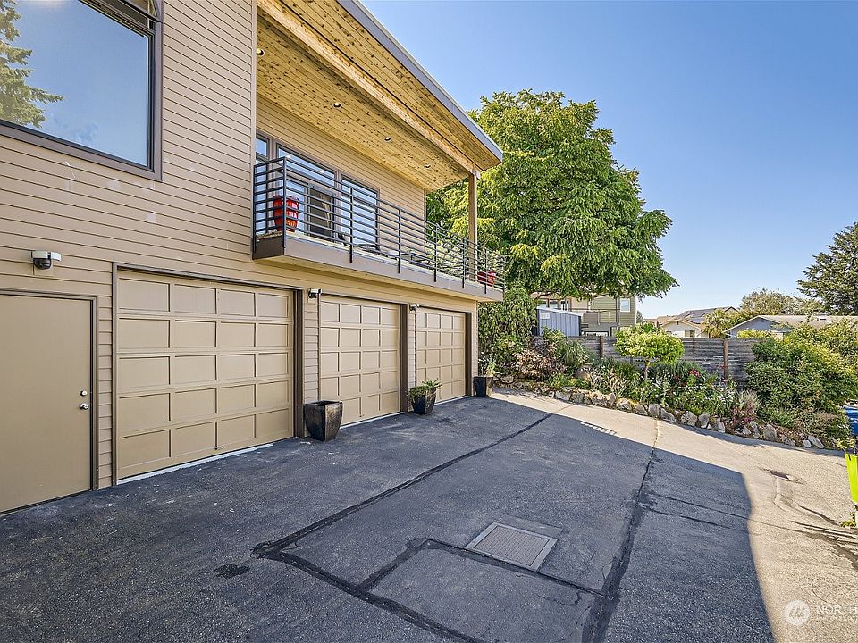 4322 29th Ave W, Seattle, WA 98199 | Zillow