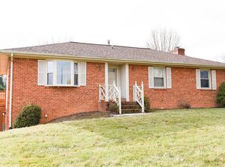 4730 Huntridge Rd, Roanoke, VA 24012