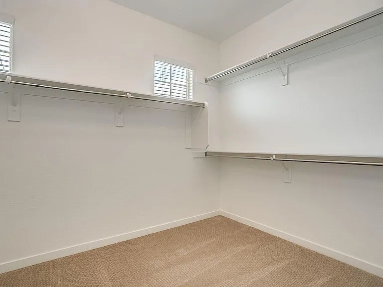 4742 E Tremaine Ave — Photo 23