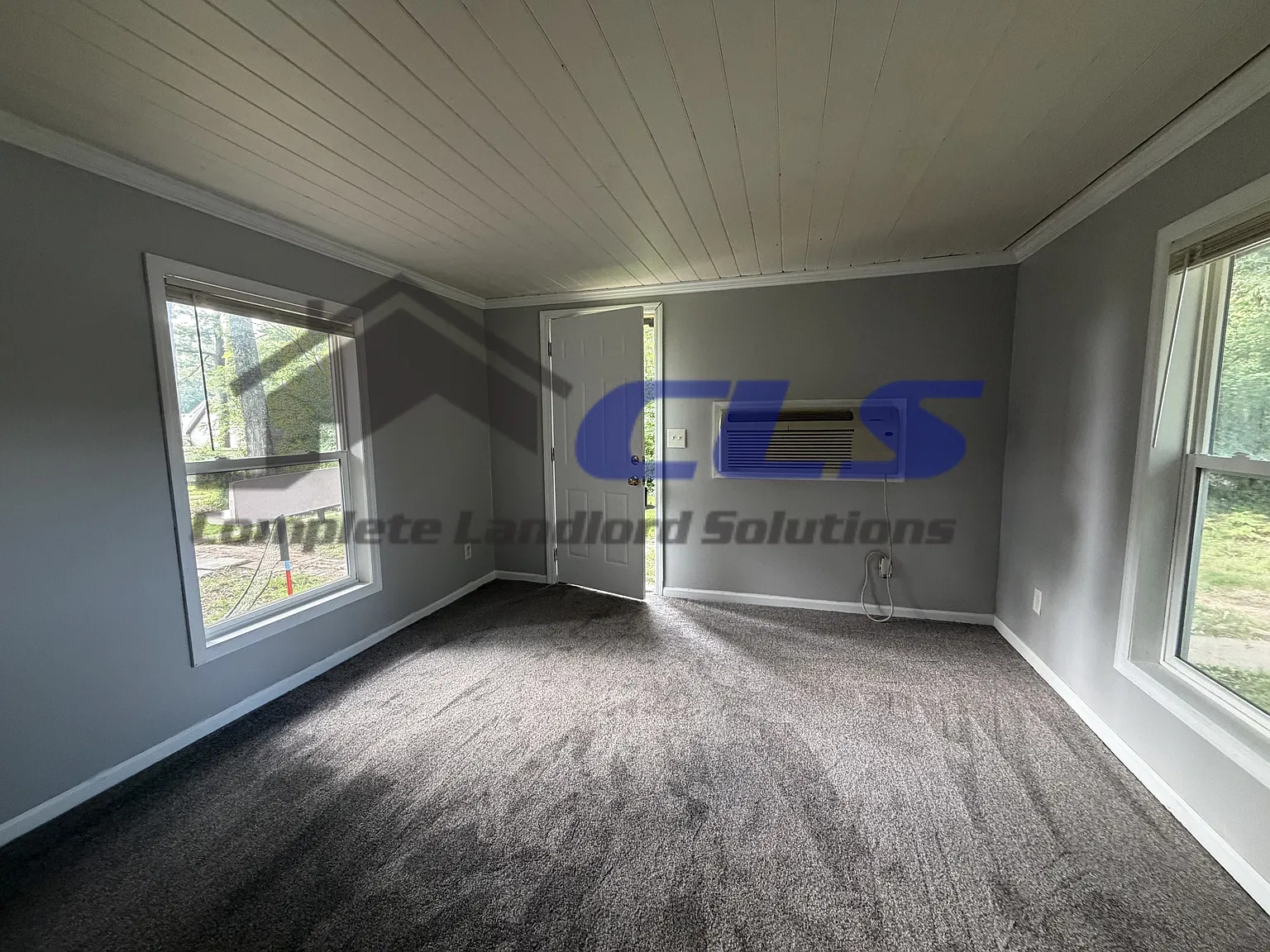 626 E Curry Dr E — Photo 2