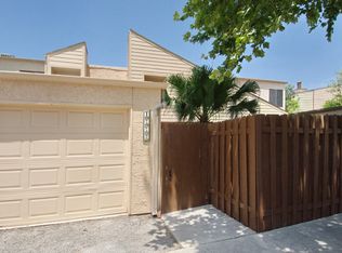 1772 Thousand Oaks Dr, San Antonio, TX 78232