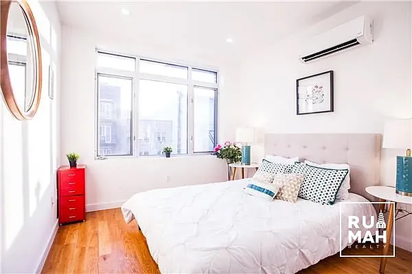 Rented by Rumah Realty Inc | media 6