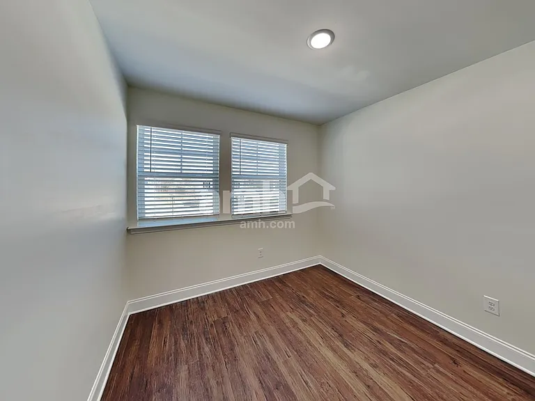13018 Redwind Dr — Photo 10