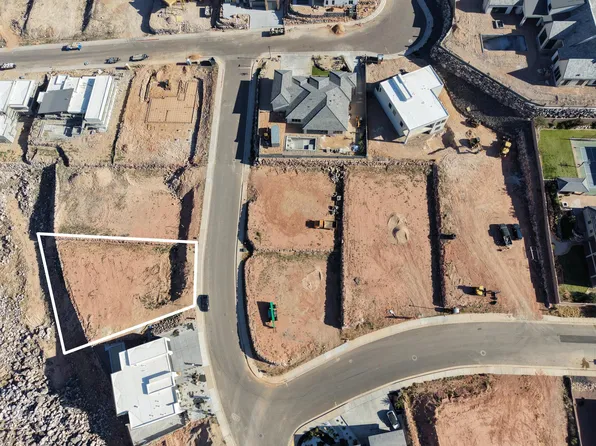 745 S 1360 W, Hurricane, UT 84737