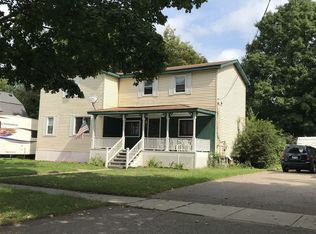 108 1/2 Clarence St, Holly, MI 48442