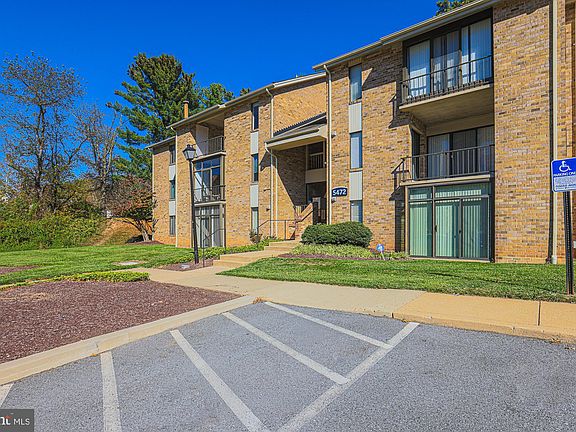 3rd image of 5472 Cedar Ln Unit C1