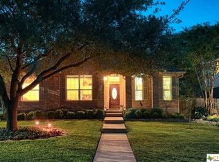 605 Thrush Dr, Leander, TX 78641