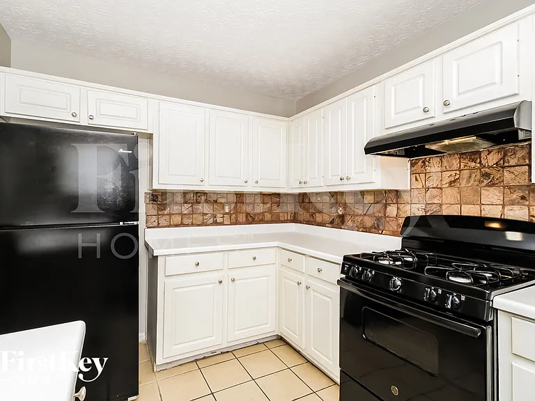 3560 Sweetgum Ln — Photo 7