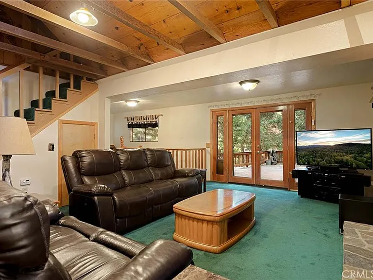 637 Crest Estates Ct — Photo 5