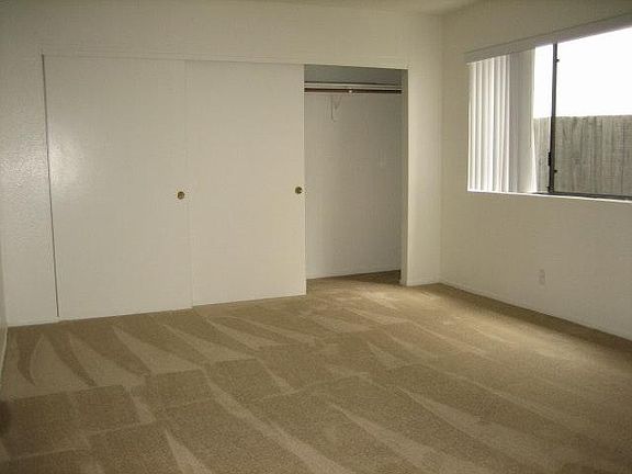 5th image of 827 Grand Ave APT B