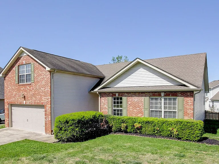 1384 Borrowdale Dr — Photo 40