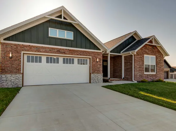 5896 Applewood Avenue, Springfield, MO 65810