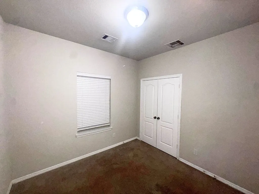 25734 Boxwood Hedge Lane — Photo 4