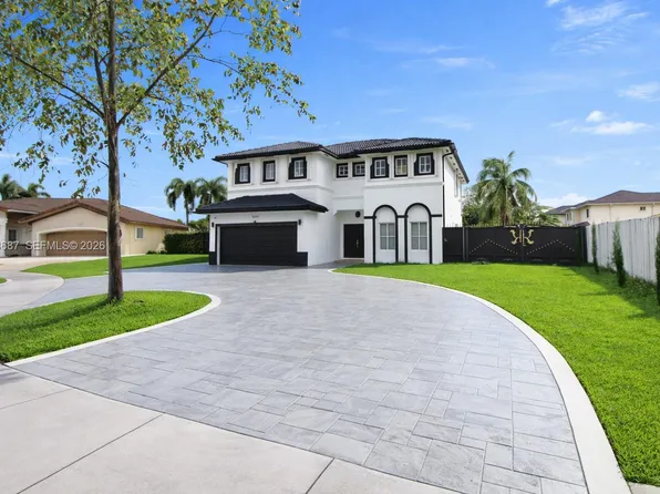 15045 SW 38th Ter, Miami, FL 33185