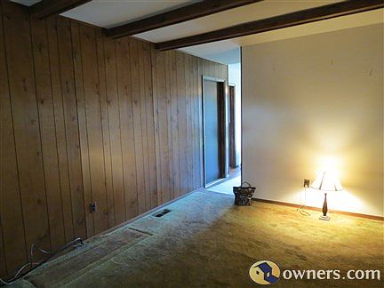 2nd image of 47493 Lizabeth Dr