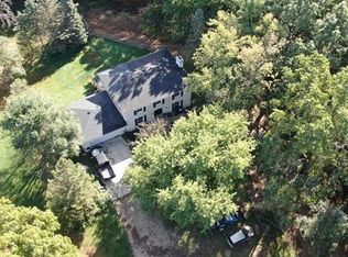 17301 Donohue Rd, Pinckney, MI 48169