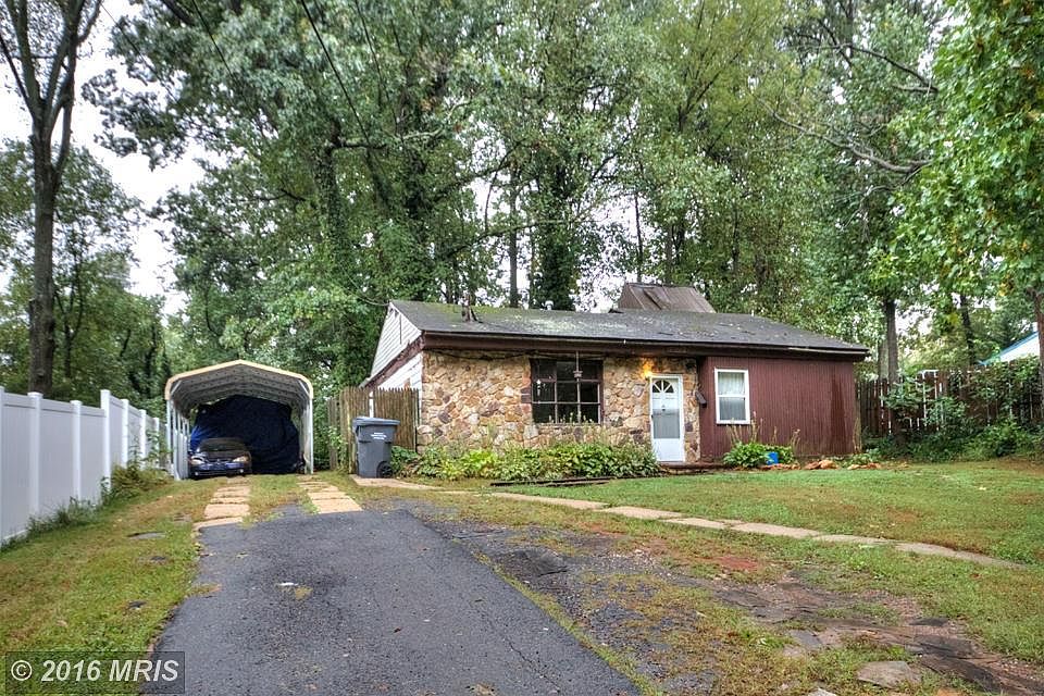 1st image of 7225 Pine Dr