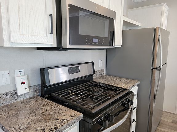 3rd image of 38000 Le Chateau Blvd #332