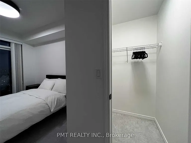352 Front St W #2014 — Photo 14
