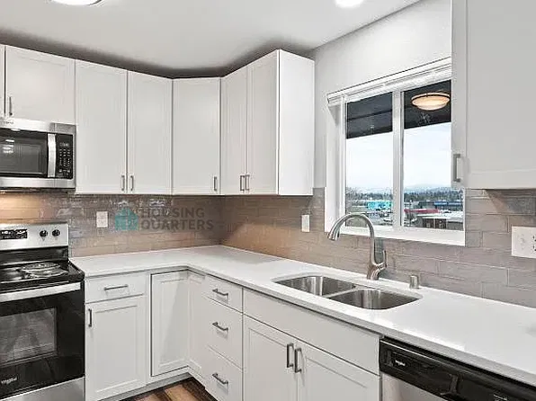 12421 E Riverside Ave #11, Spokane, WA 99216