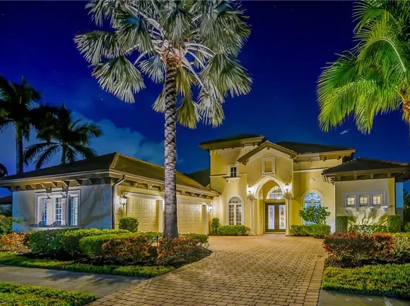 8977 Crooked Stick CT, NAPLES, FL 34113