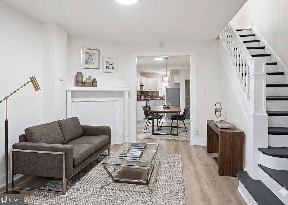 1st image of 5532 Addison St