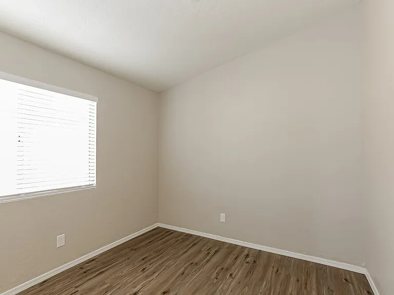 4169 E Pecan Rd — Photo 13