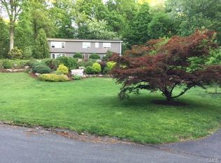 3 Brenner Ln, Norwalk, CT 06851