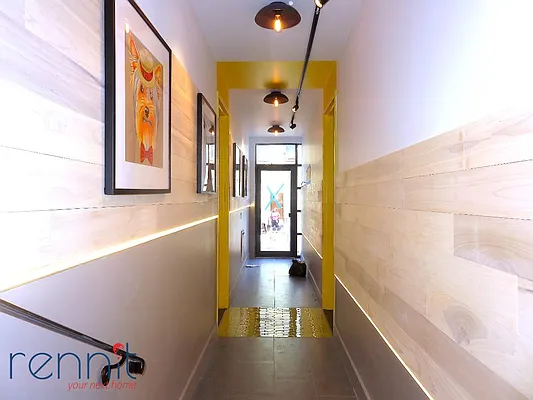 Rented by Rennit Inc. | media 45