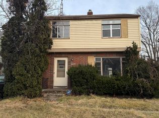 1742 Wyndhurst Rd, Toledo, OH 43607