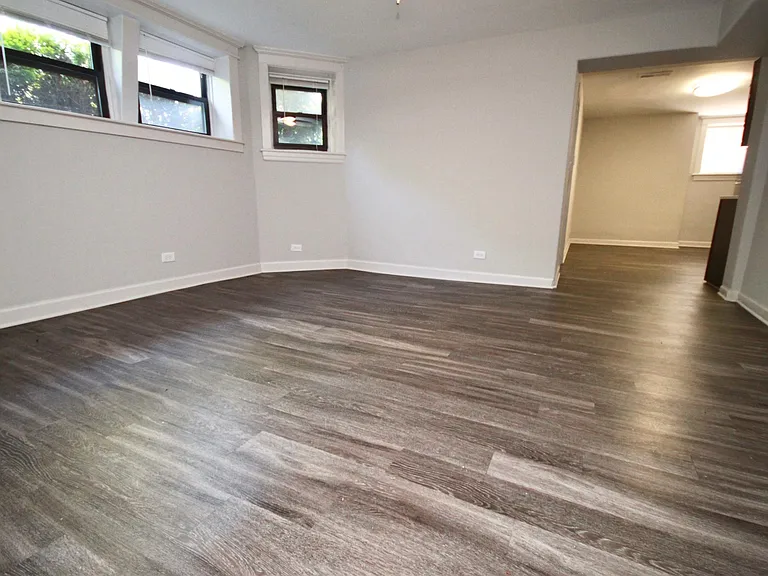 2801 W Logan Blvd #G — Photo 25