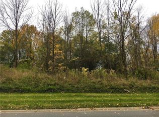 49 Shrubbery Ln, Rochester, NY 14624