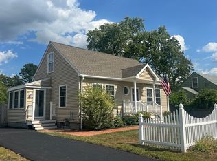 49 Hatch St, Springfield, MA 01129