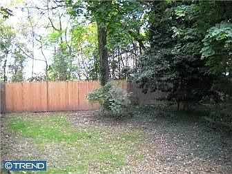 5th image of 1604 Walnut St