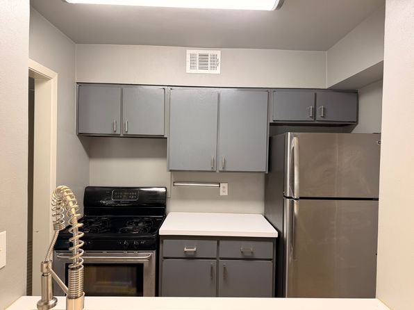 7920 Rockwood Ln APT 116